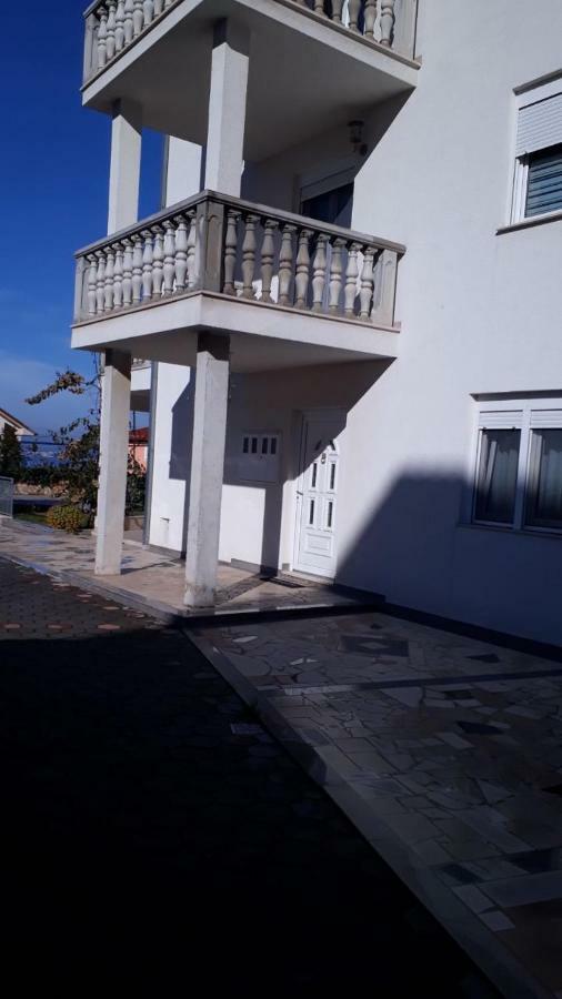 Apartmani Jureta 奥库格哥恩基 外观 照片